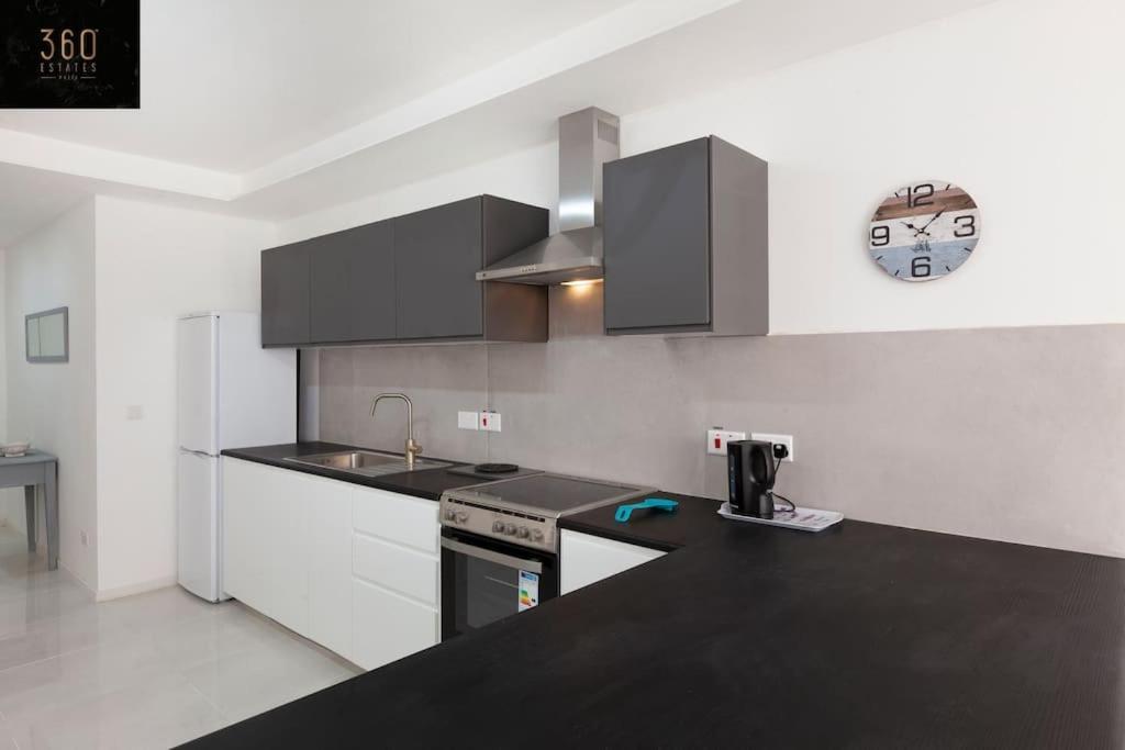 Spacious 2Br Apt In Qawra - Perfect For Families By 360 Estates Bahía de San Pablo Exterior foto